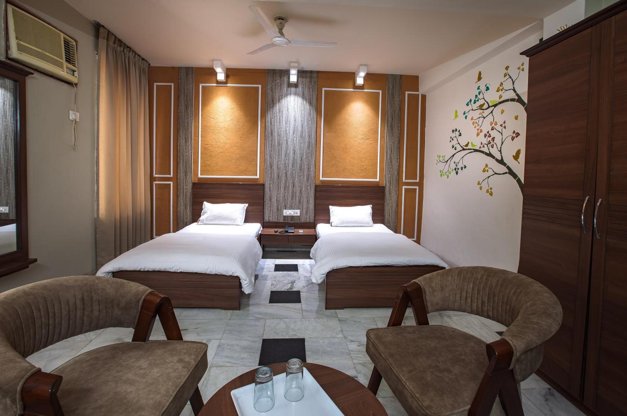 Hotel Bhakti Dhama Vrindavan Exterior photo