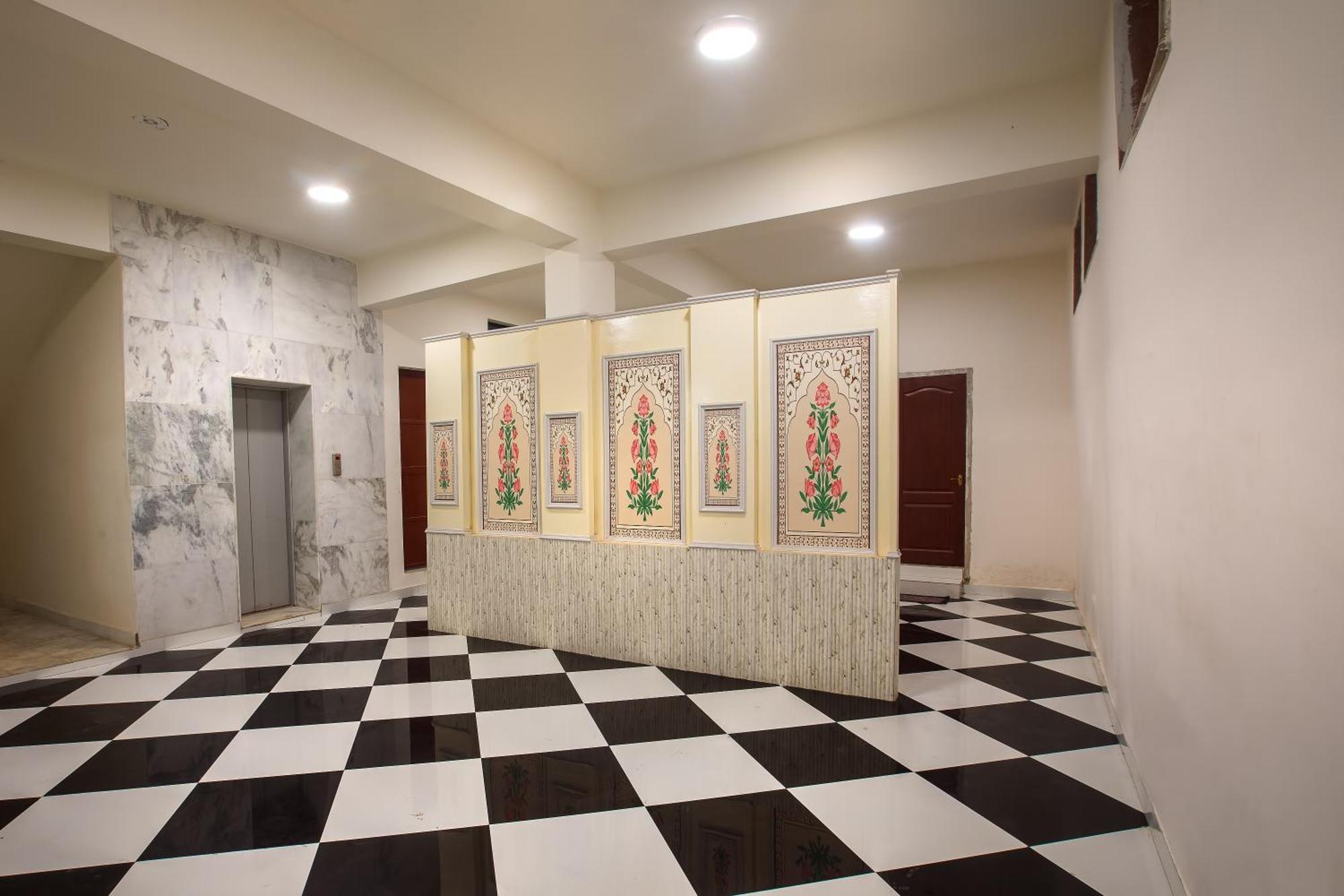 Hotel Bhakti Dhama Vrindavan Exterior photo