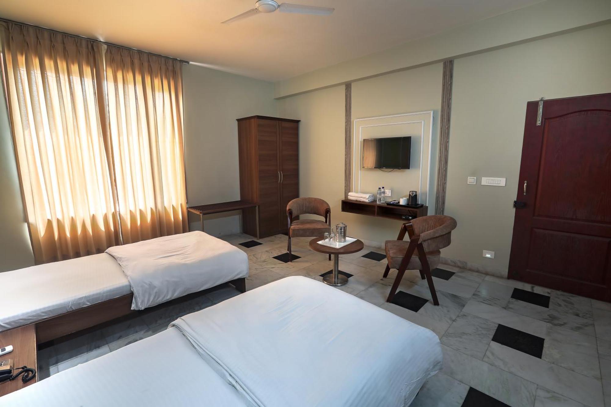 Hotel Bhakti Dhama Vrindavan Exterior photo