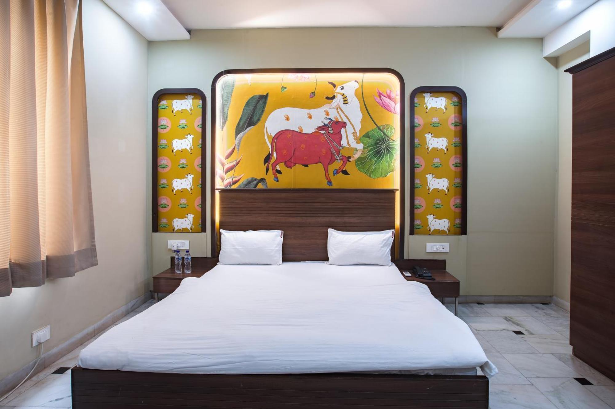 Hotel Bhakti Dhama Vrindavan Exterior photo