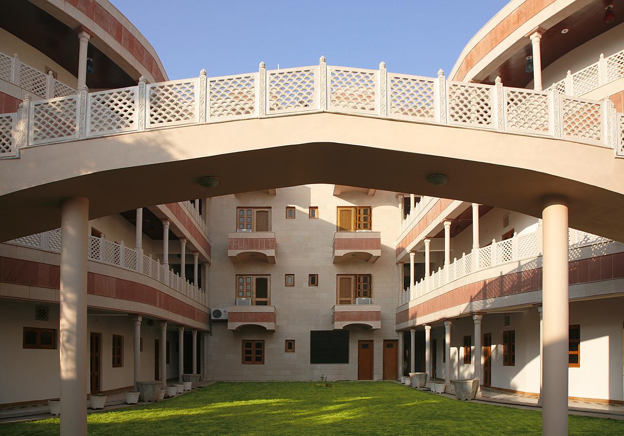 Hotel Bhakti Dhama Vrindavan Exterior photo
