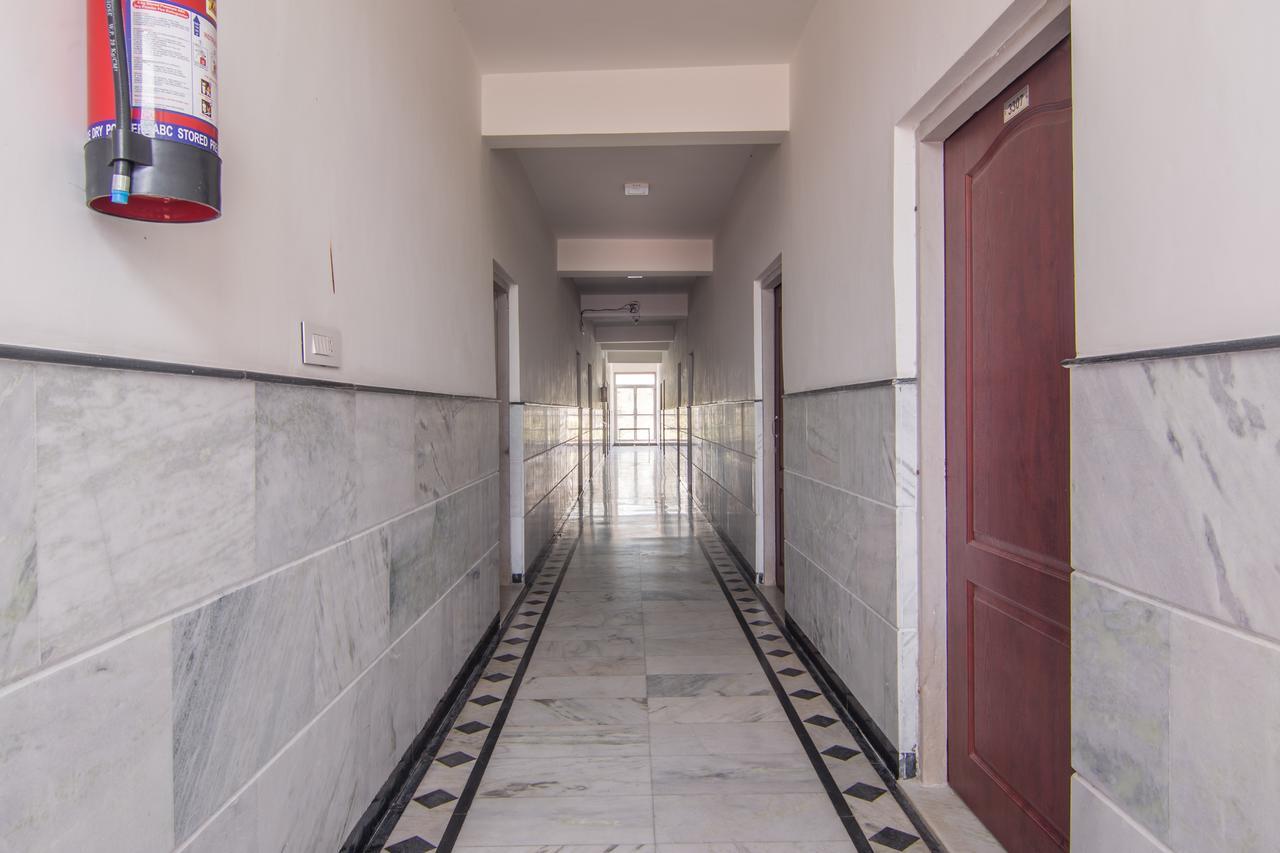 Hotel Bhakti Dhama Vrindavan Exterior photo